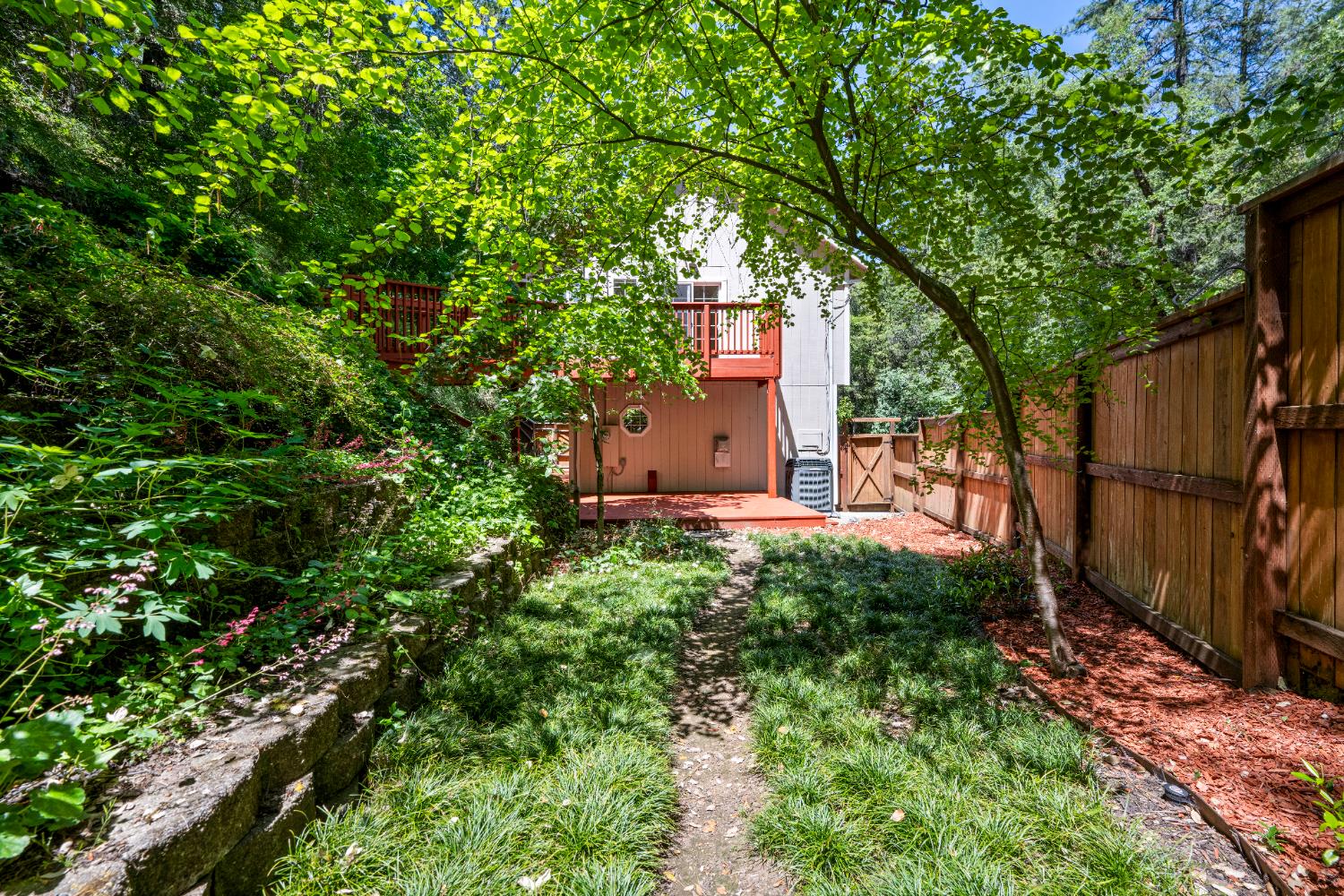 1854 Smith Flat Road