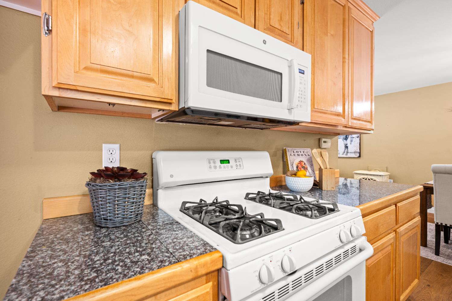 1854 Smith Flat Road