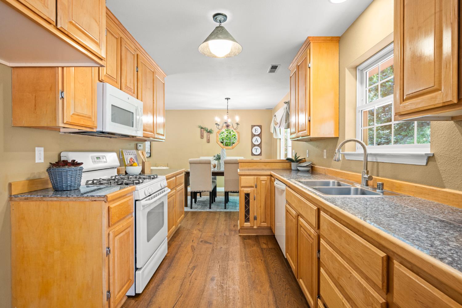 1854 Smith Flat Road