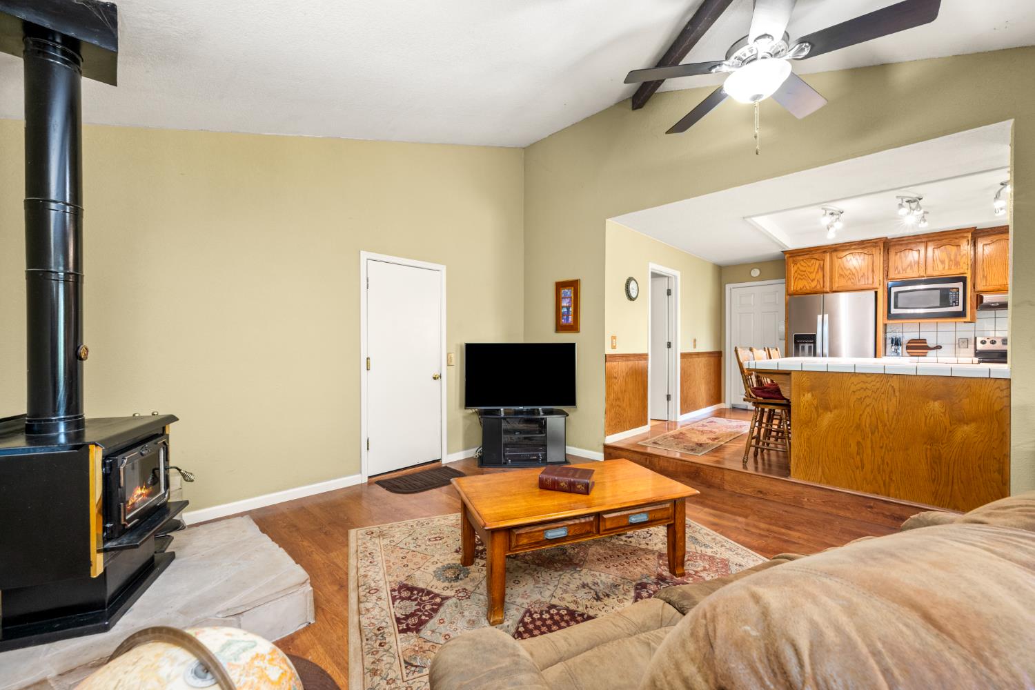 2406 Knollwood Drive