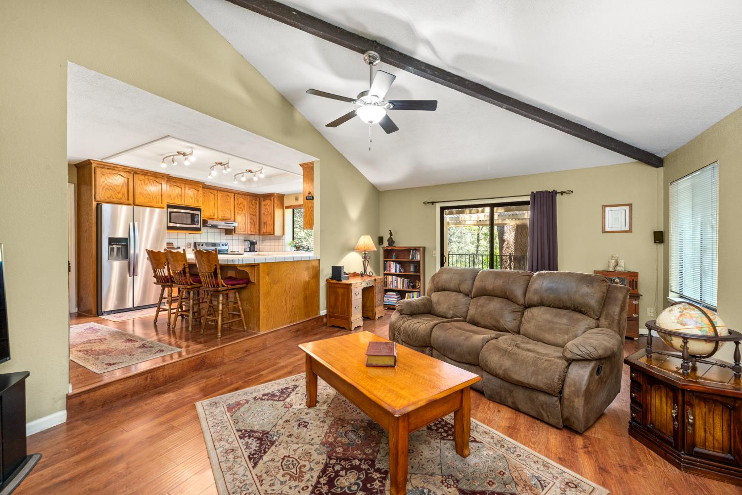 2406 Knollwood Drive