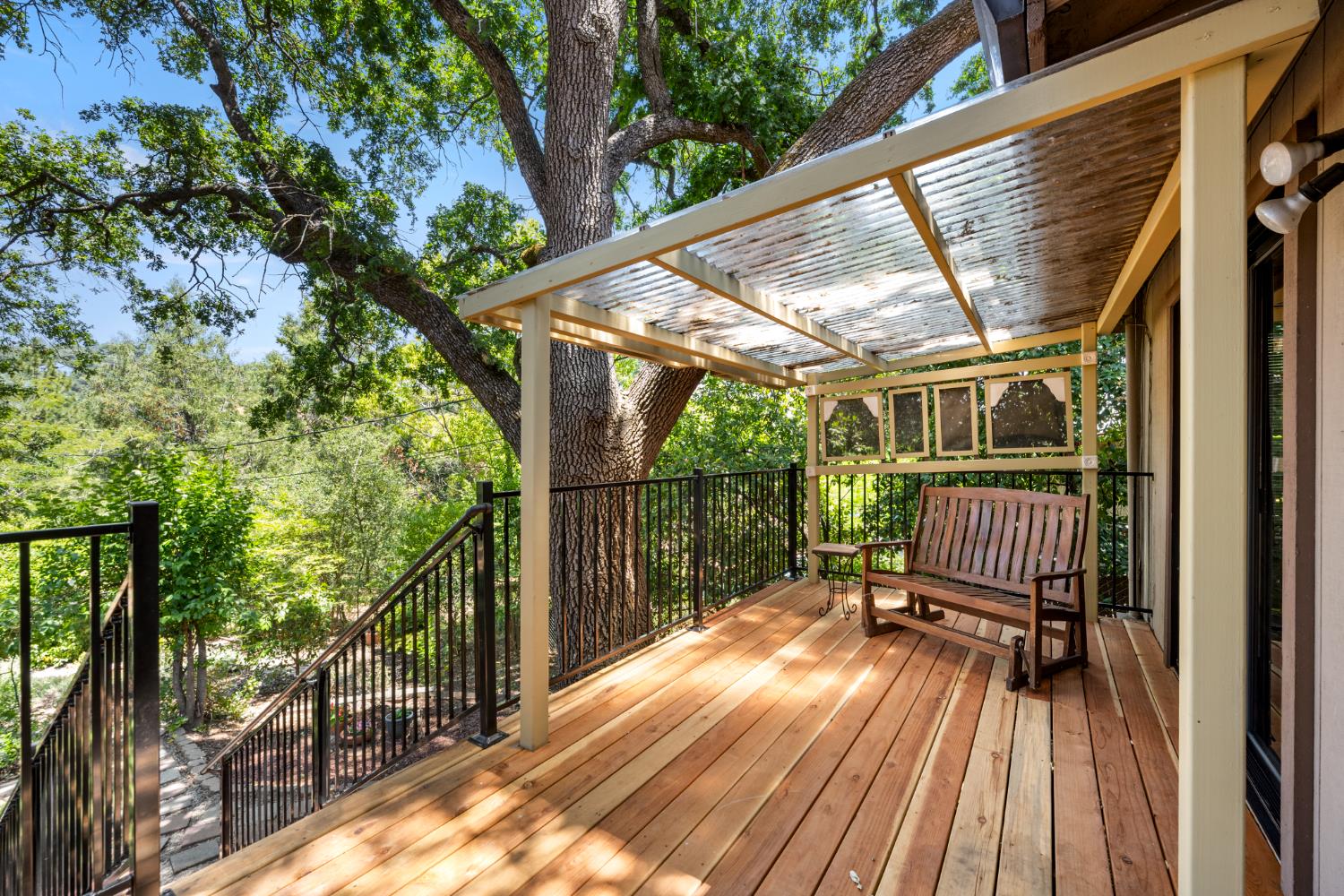 2406 Knollwood Drive