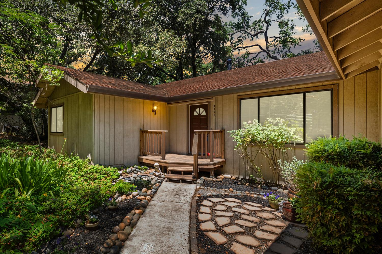 2406 Knollwood Drive