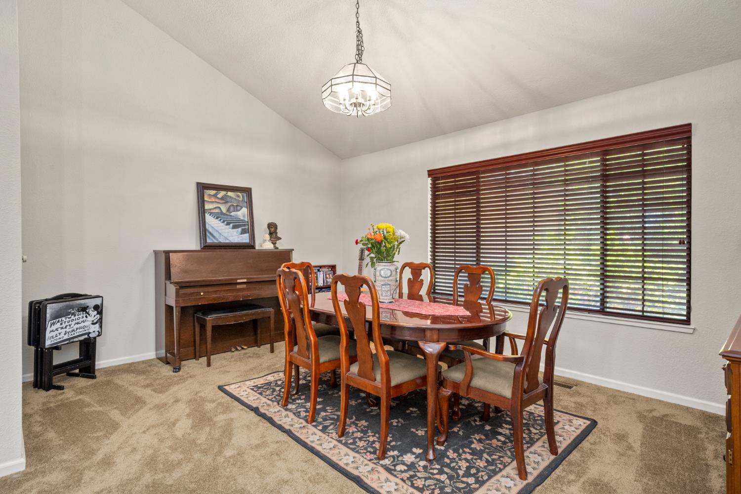2406 Knollwood Drive