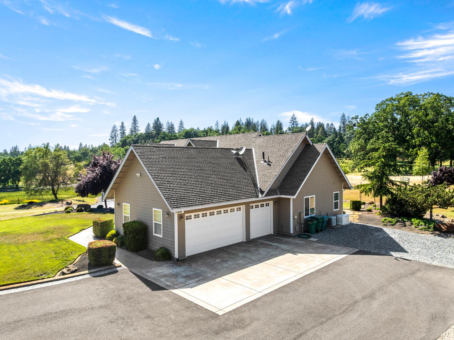 4350 White Rose Lane