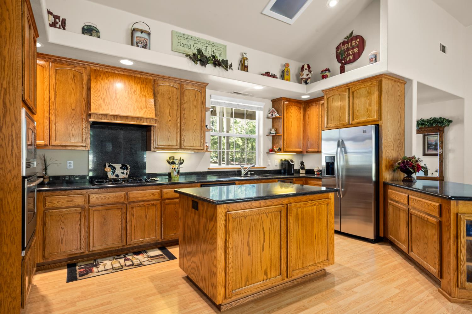 4350 White Rose Lane