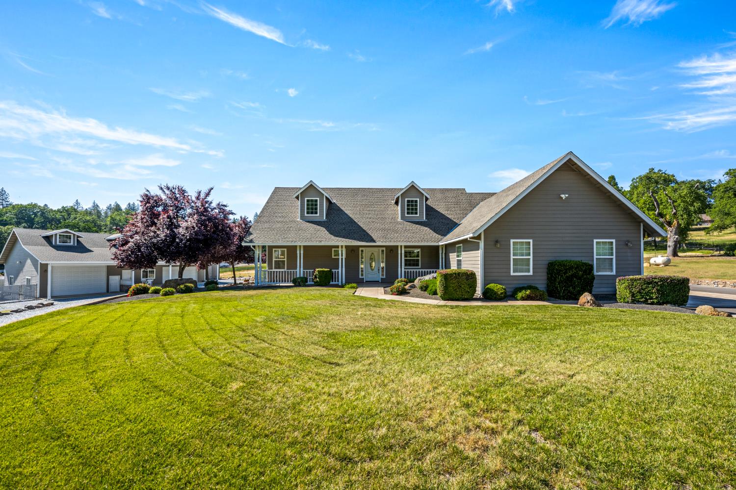 4350 White Rose Lane