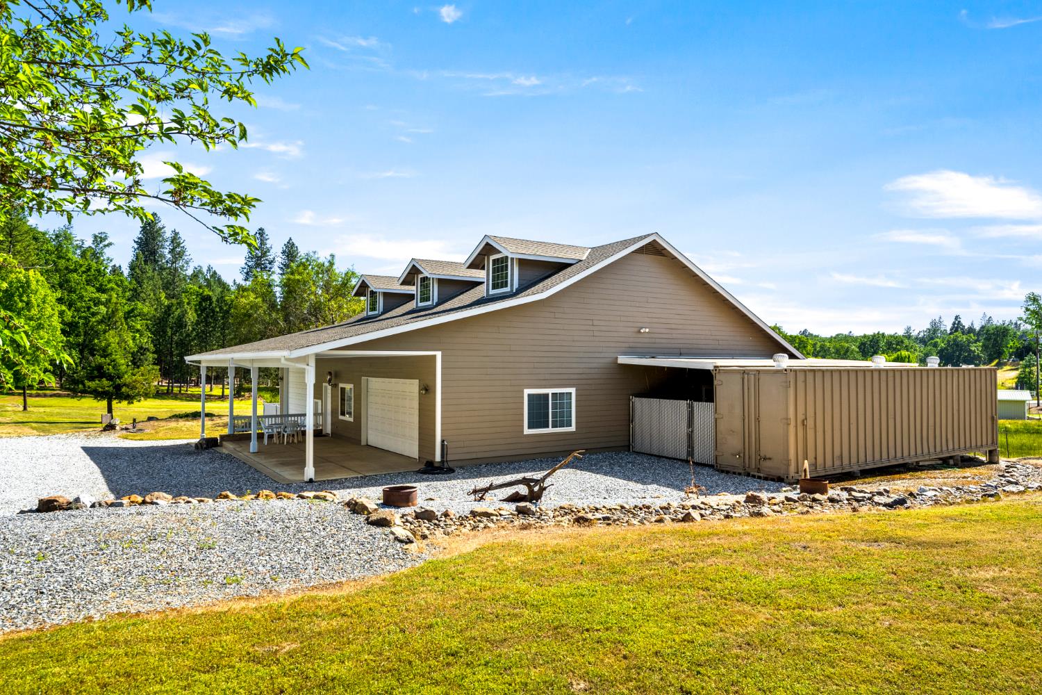 4350 White Rose Lane