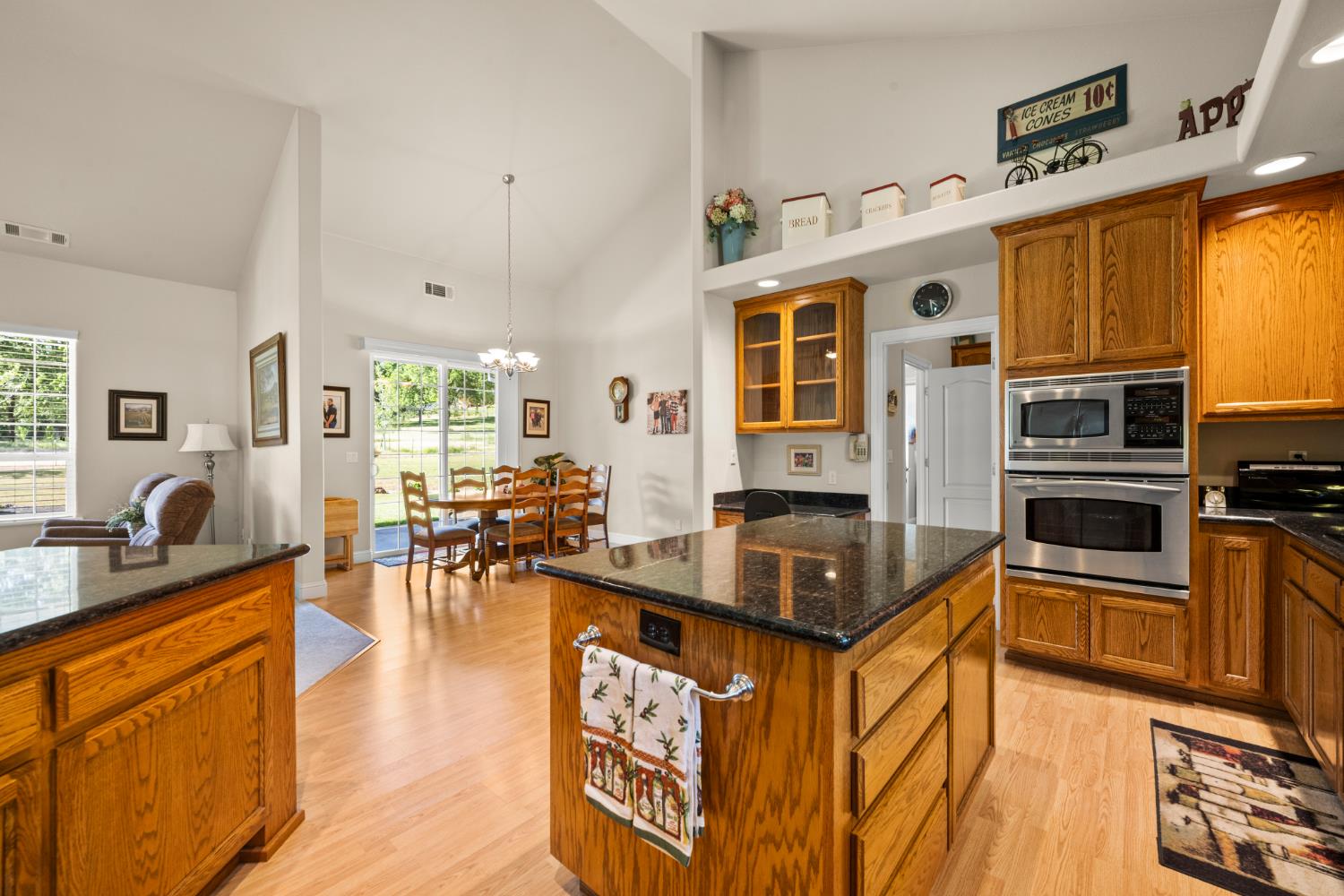 4350 White Rose Lane