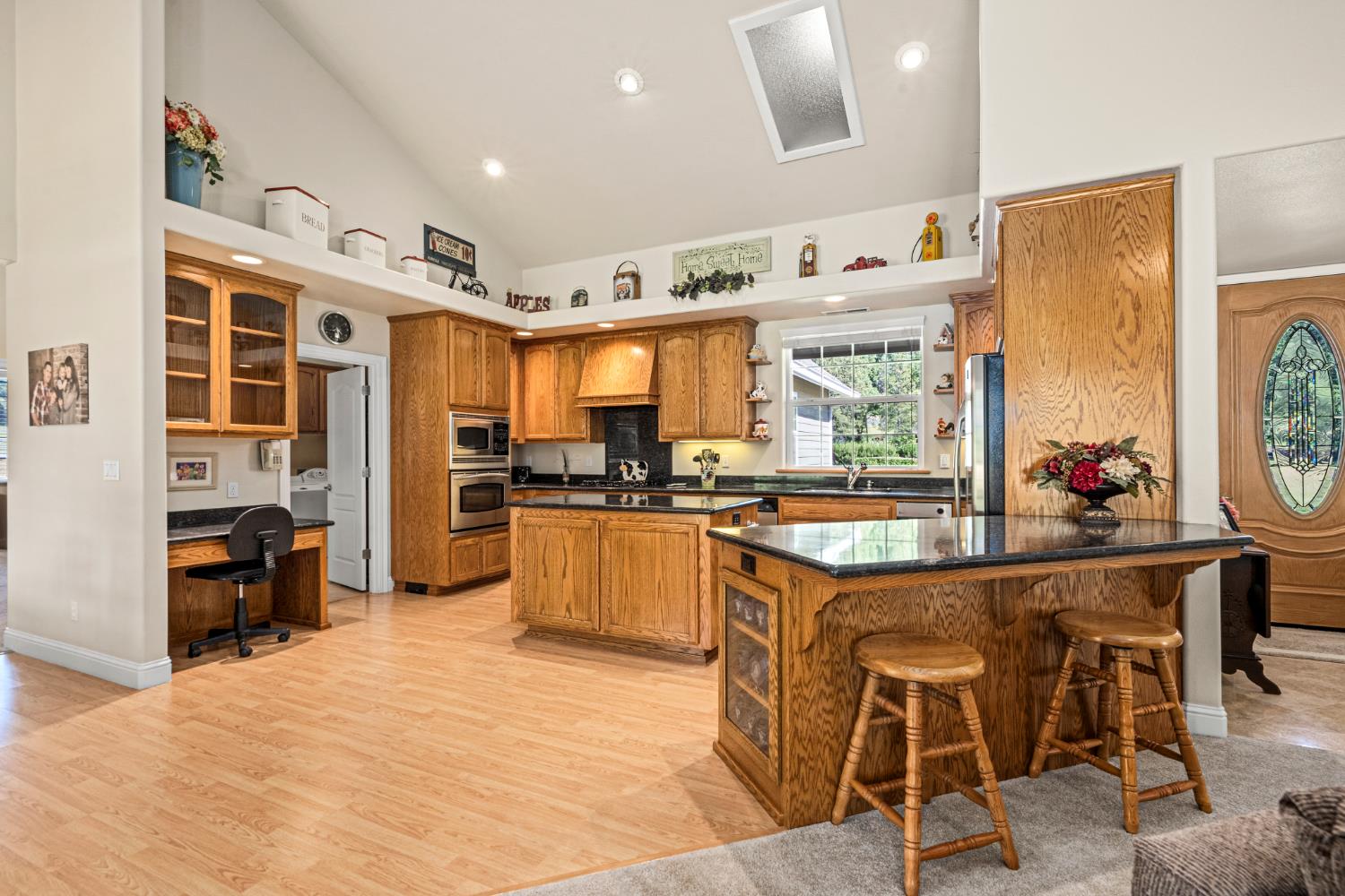 4350 White Rose Lane