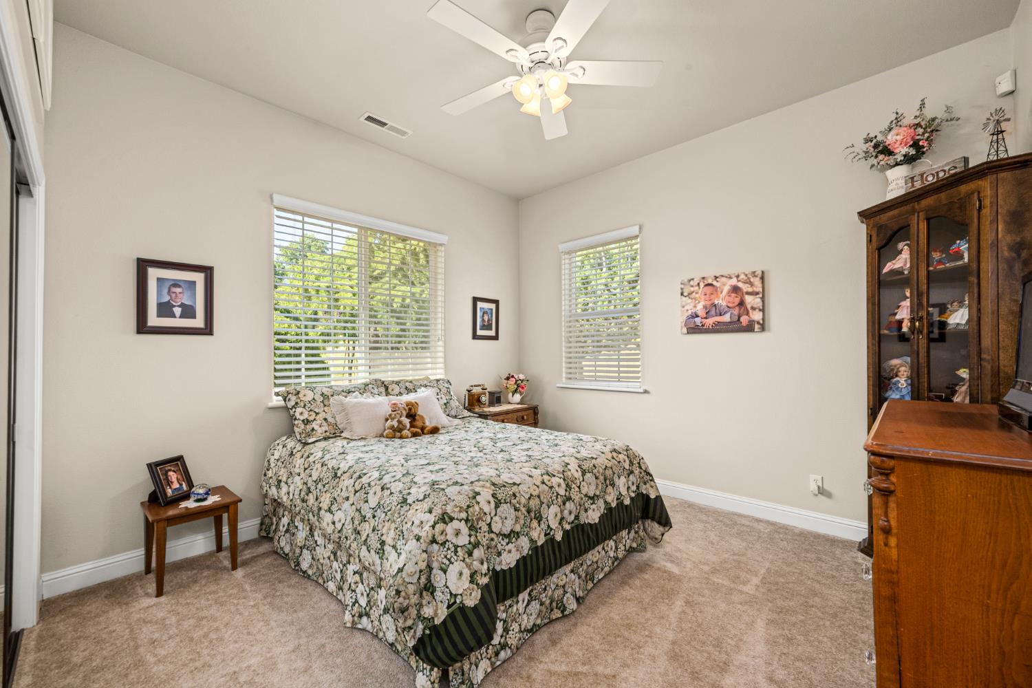 4350 White Rose Lane