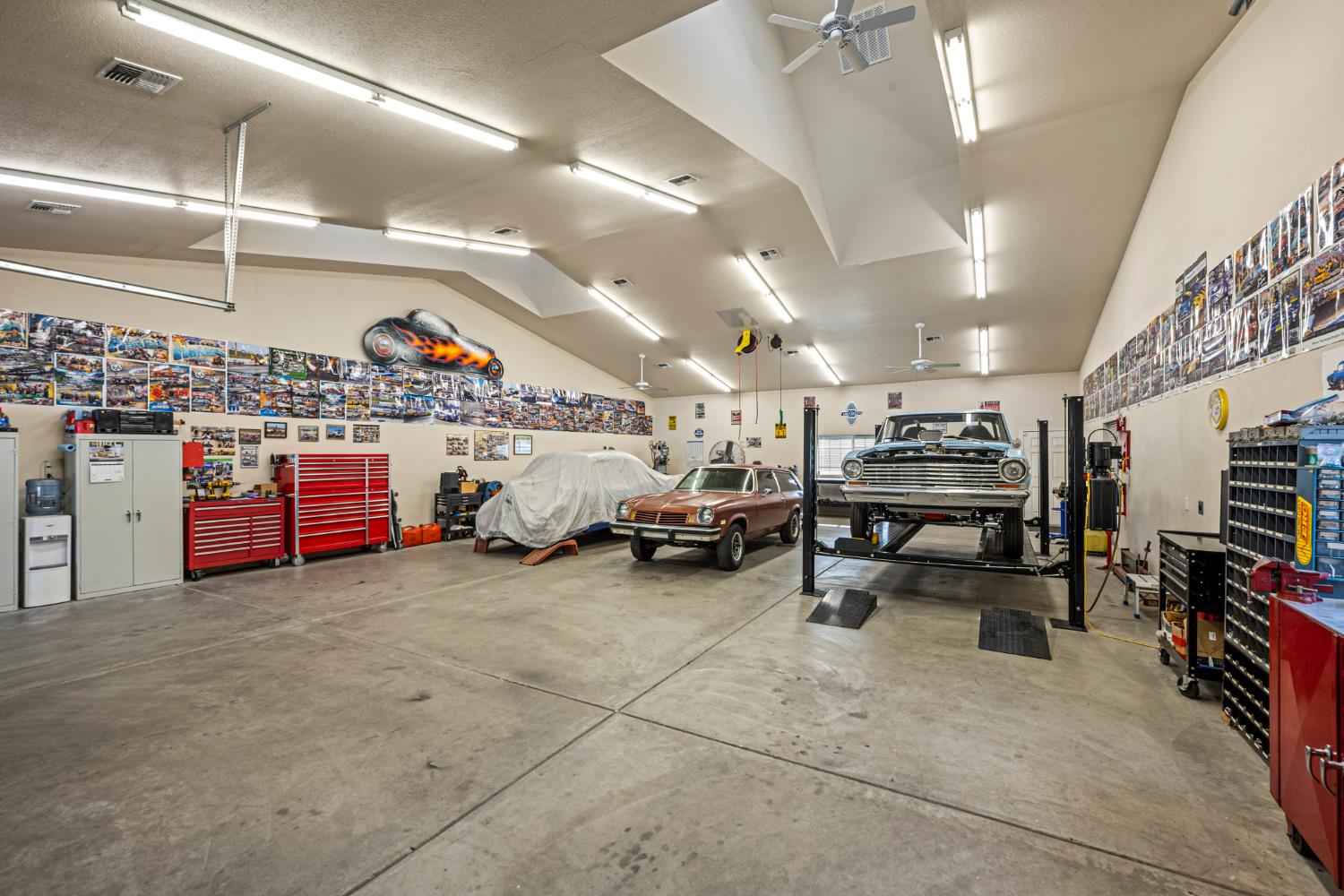 4350 White Rose Lane