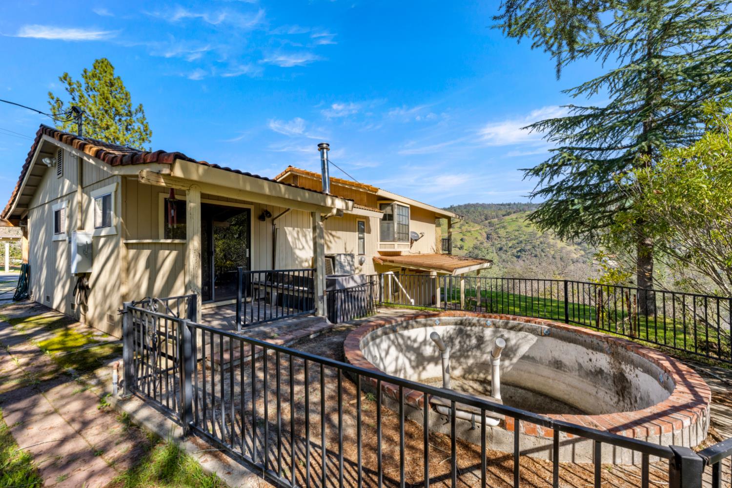 533 State Highway 49