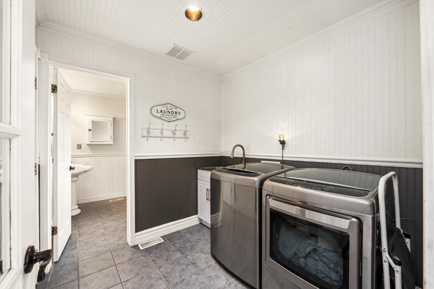 615 Blue Oak Court