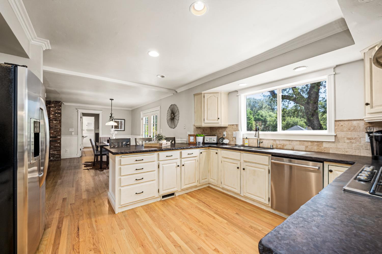 615 Blue Oak Court