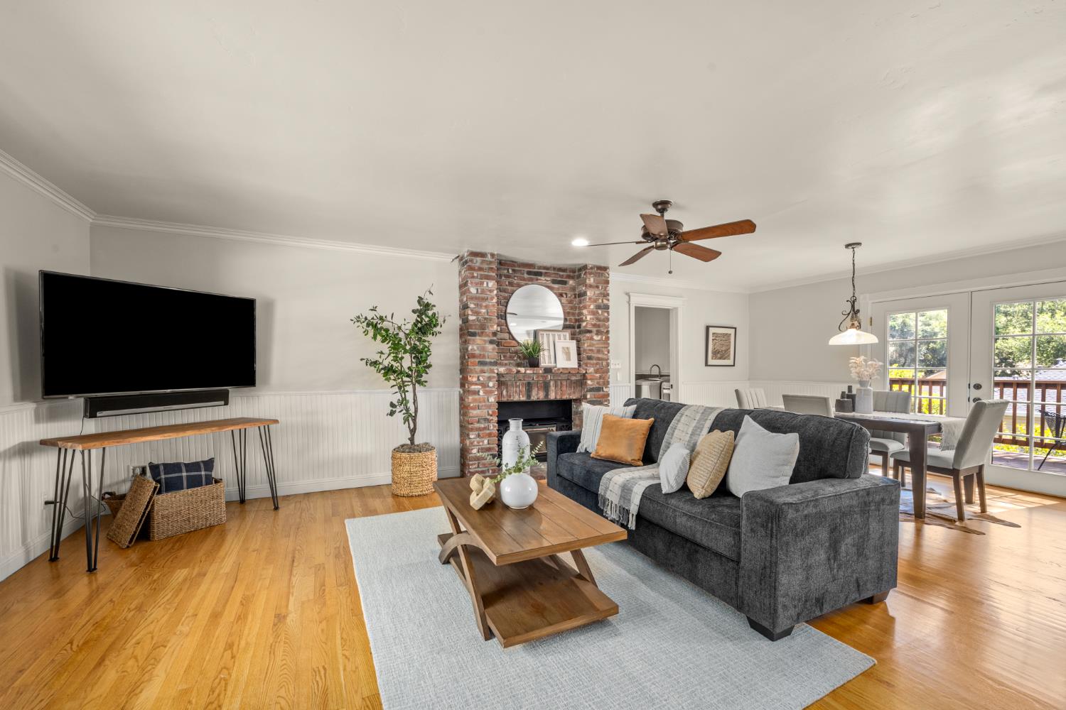 615 Blue Oak Court