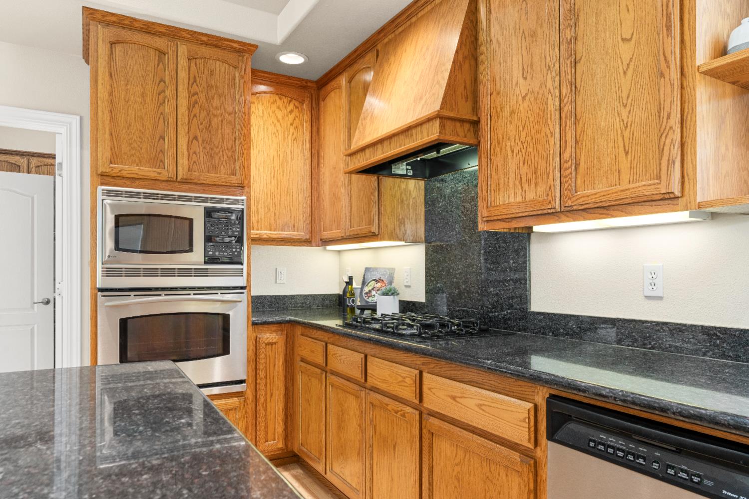 4350 White Rose Lane