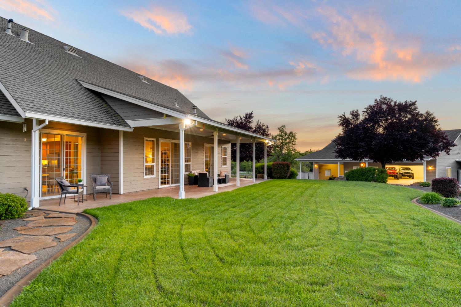 4350 White Rose Lane