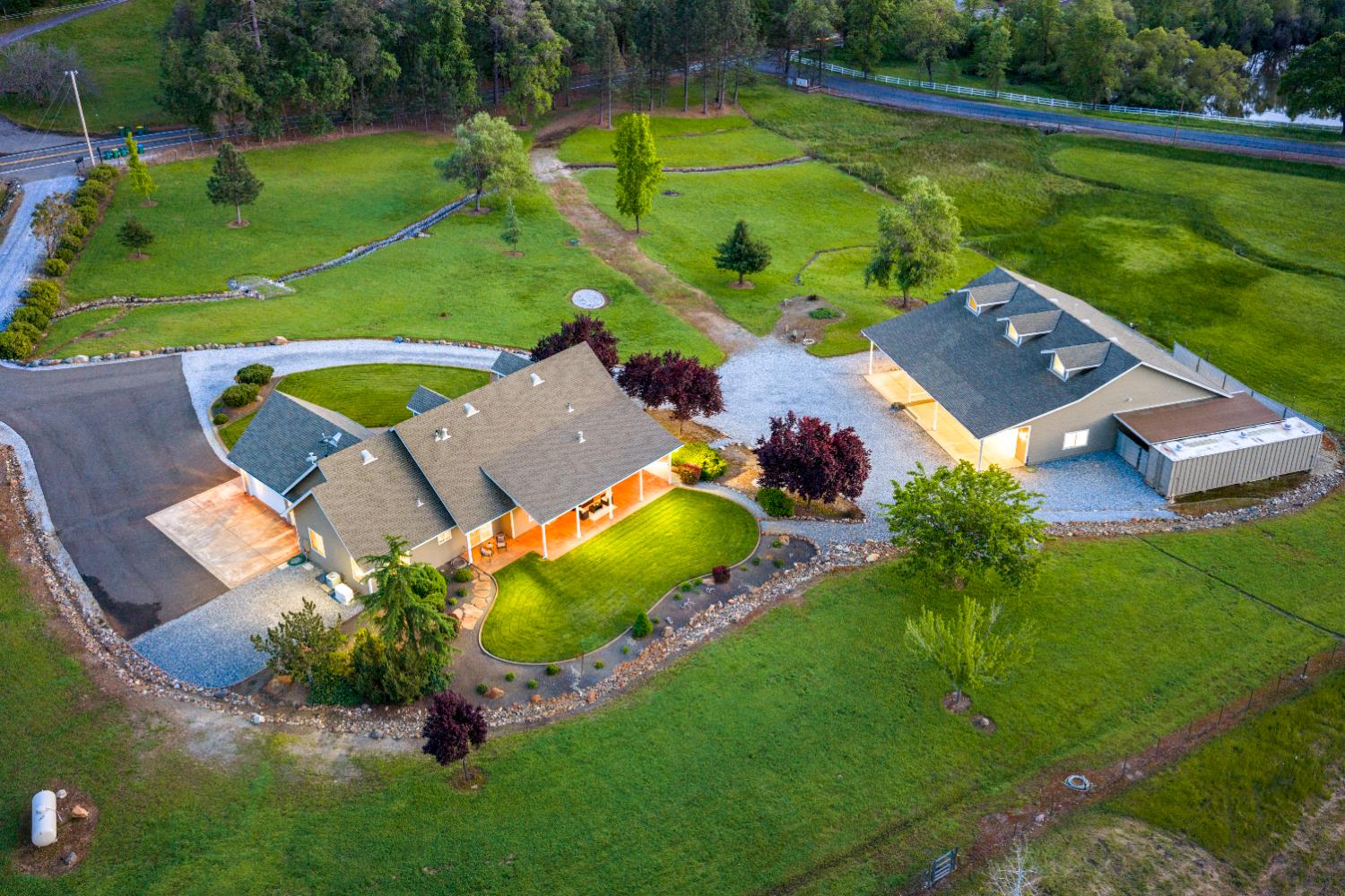 4350 White Rose Lane