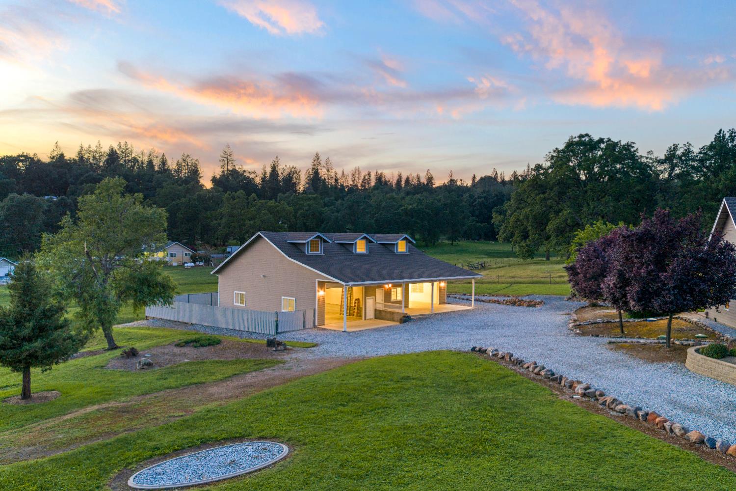 4350 White Rose Lane