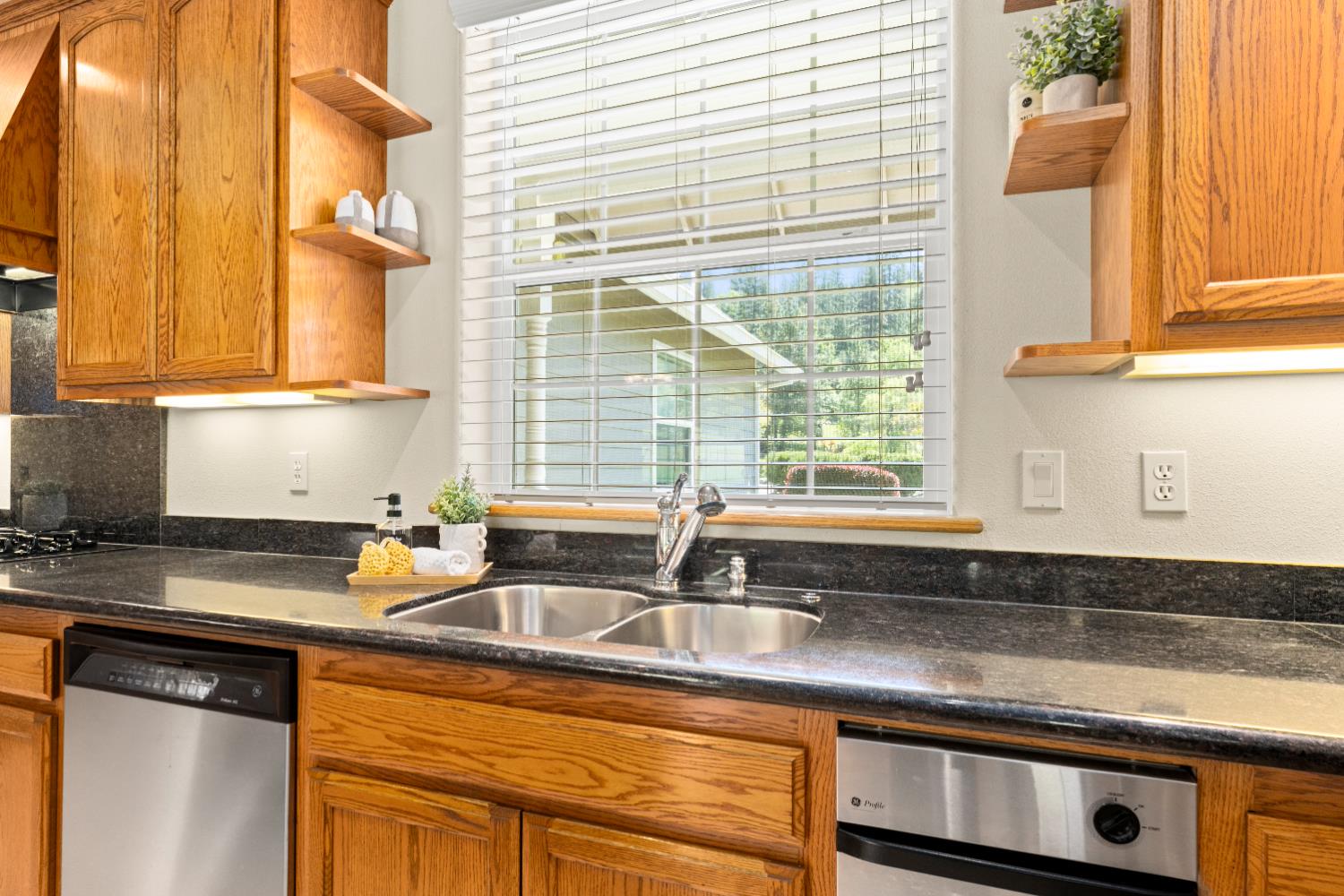 4350 White Rose Lane