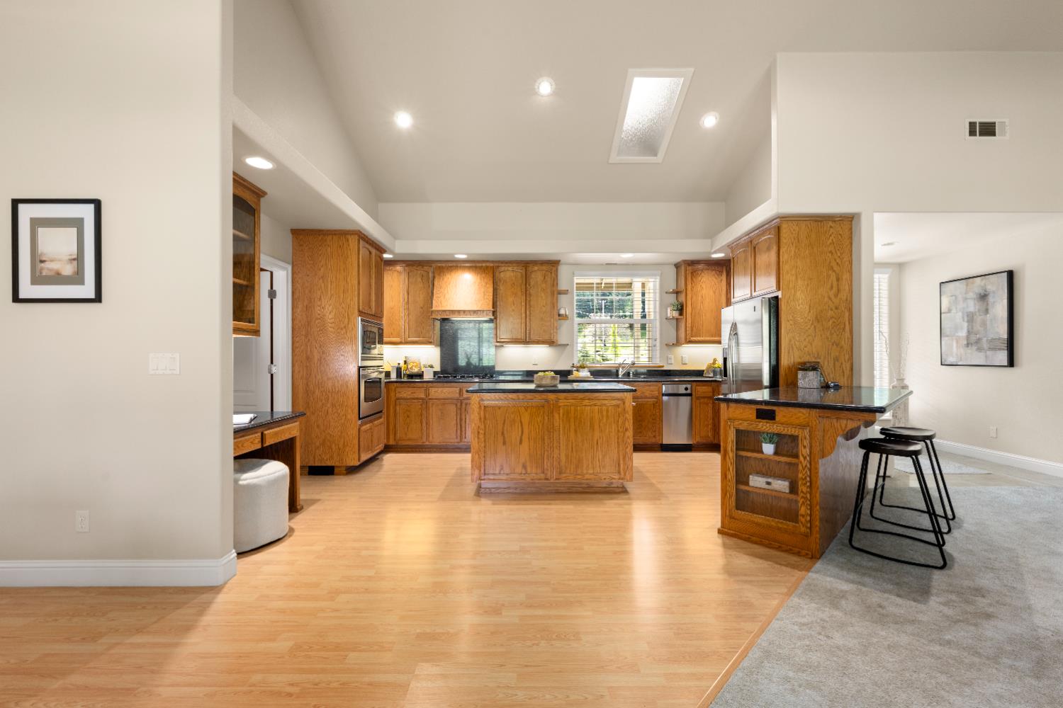 4350 White Rose Lane