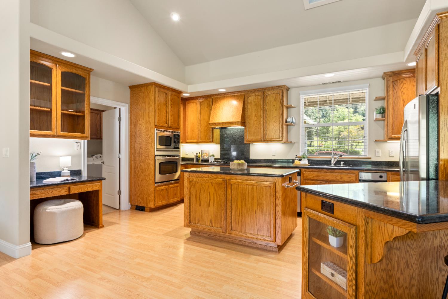 4350 White Rose Lane