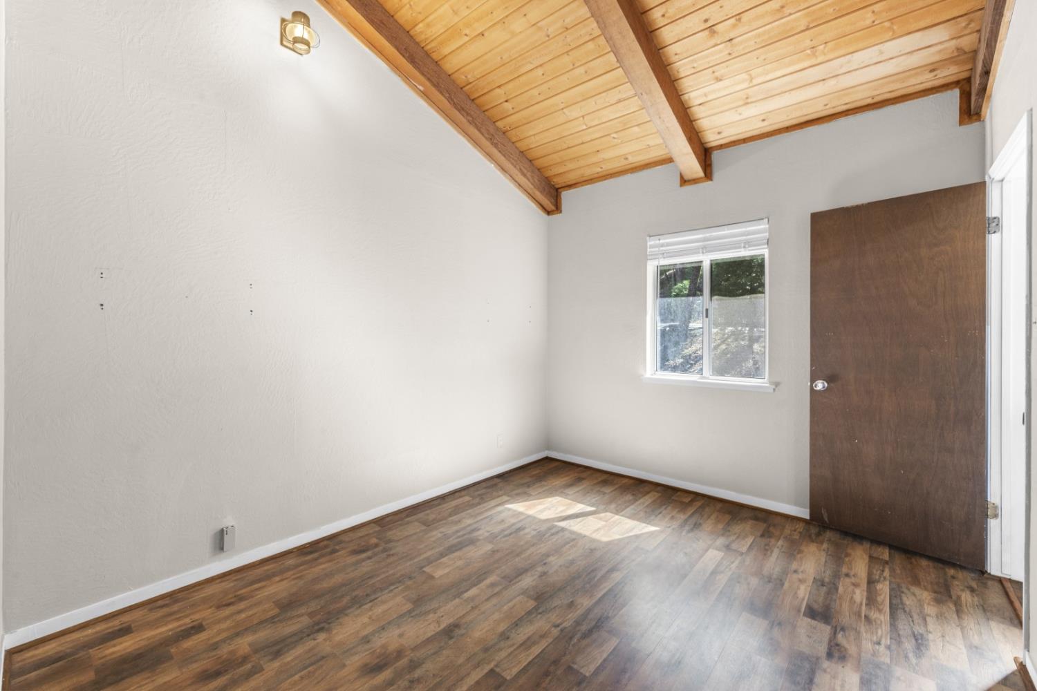 14036 Hilltop Road