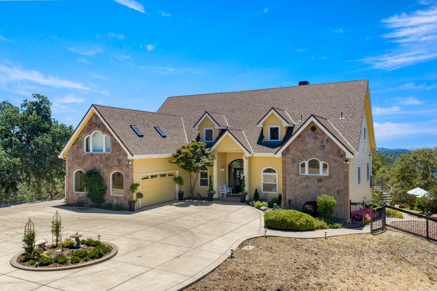 6881 Sagittarius Drive