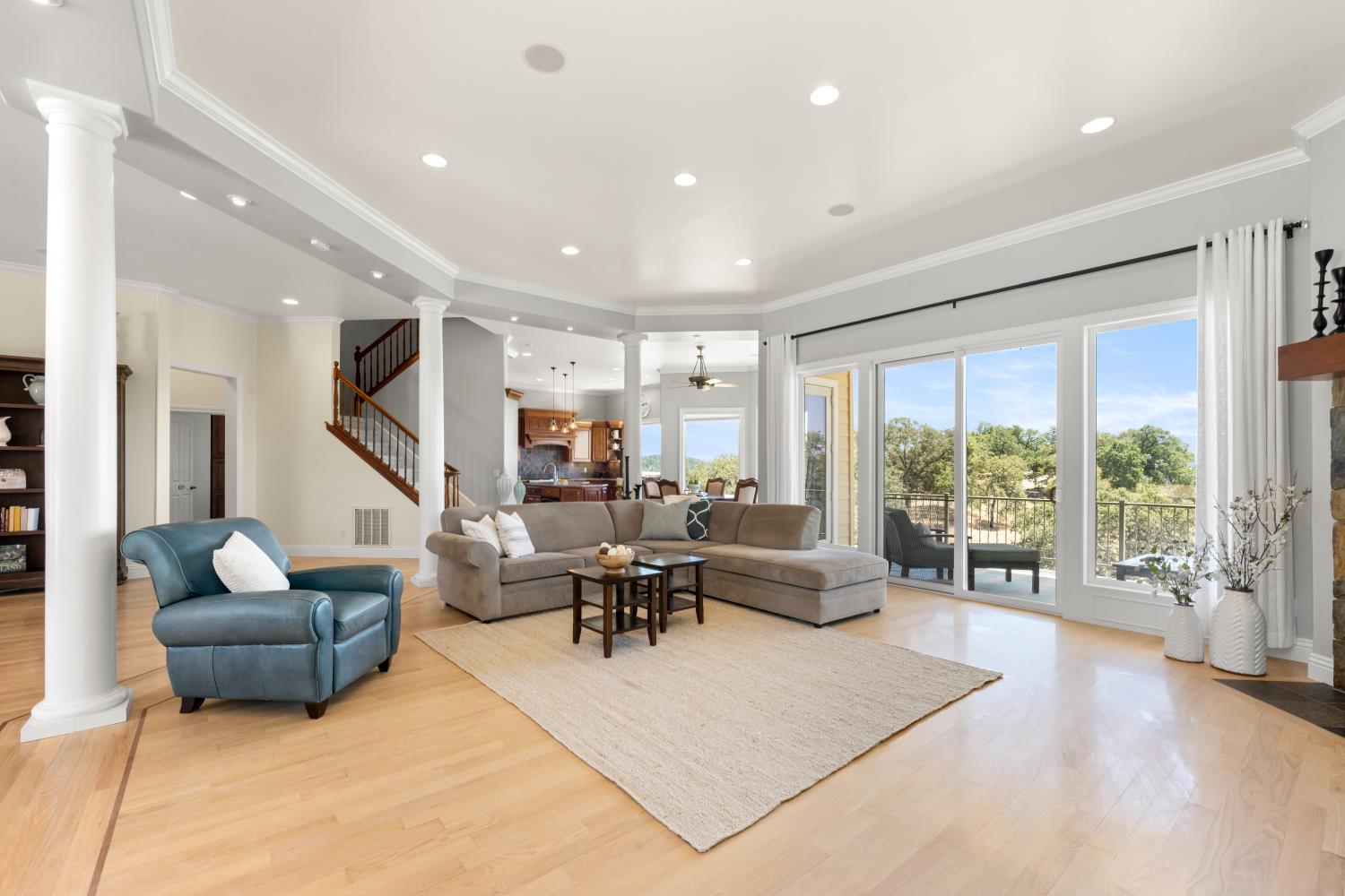 6881 Sagittarius Drive