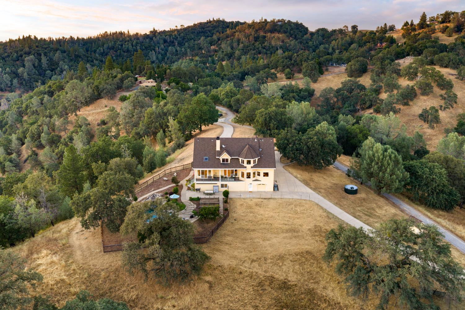6881 Sagittarius Drive