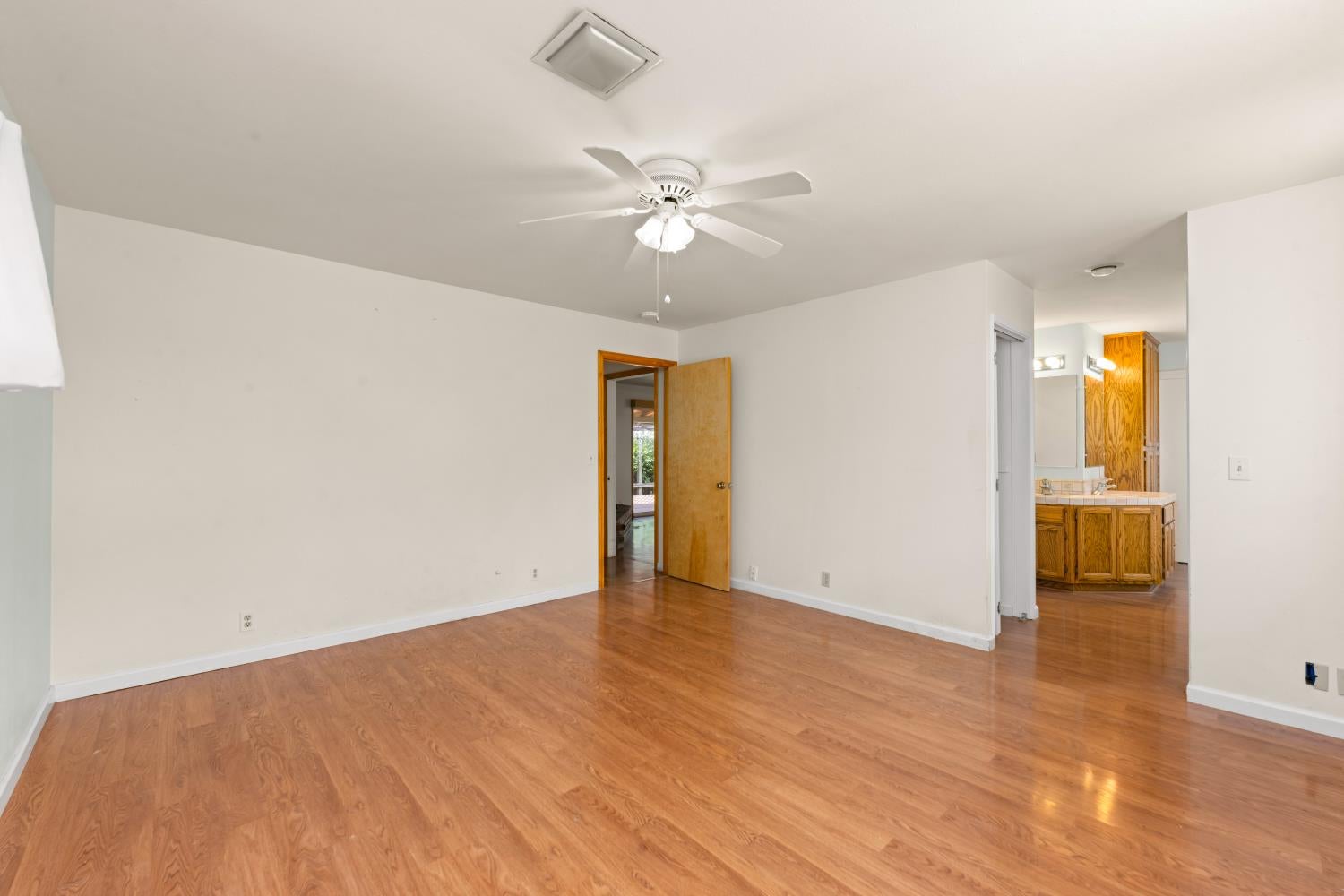 2693 Westwood Drive