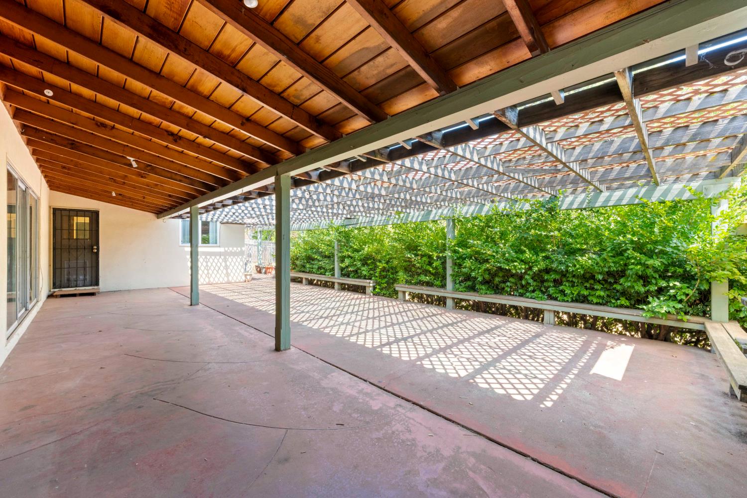 2693 Westwood Drive