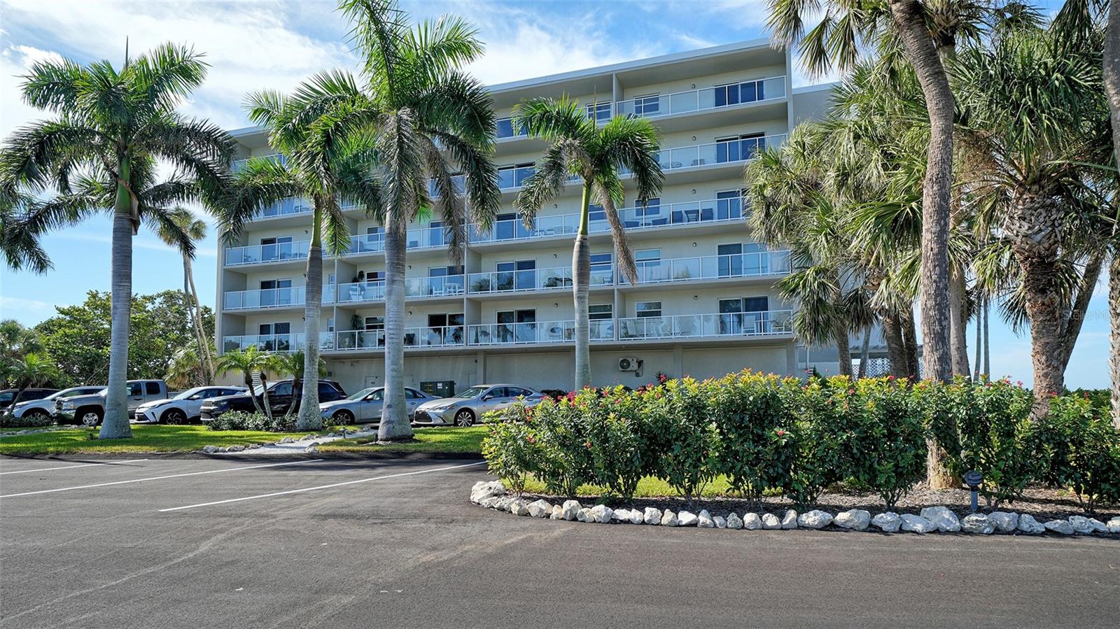 2721 GULF OF MEXICO DR #408