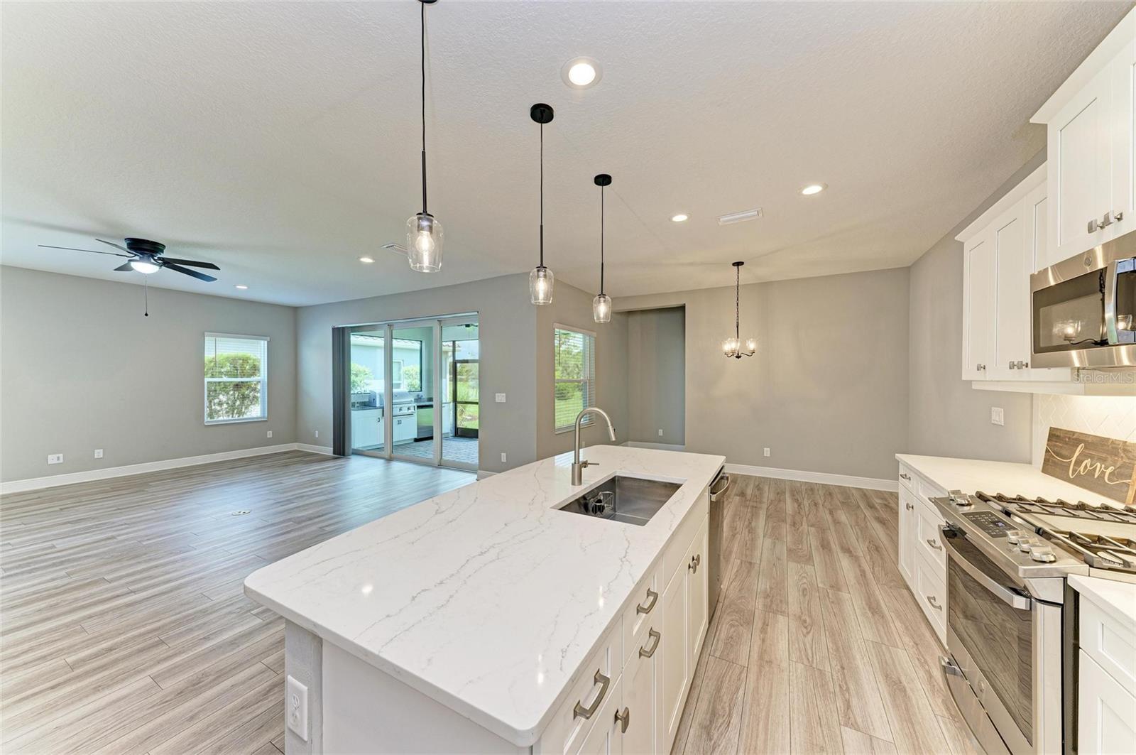 2802 BUTTERFLY JASMINE TRL