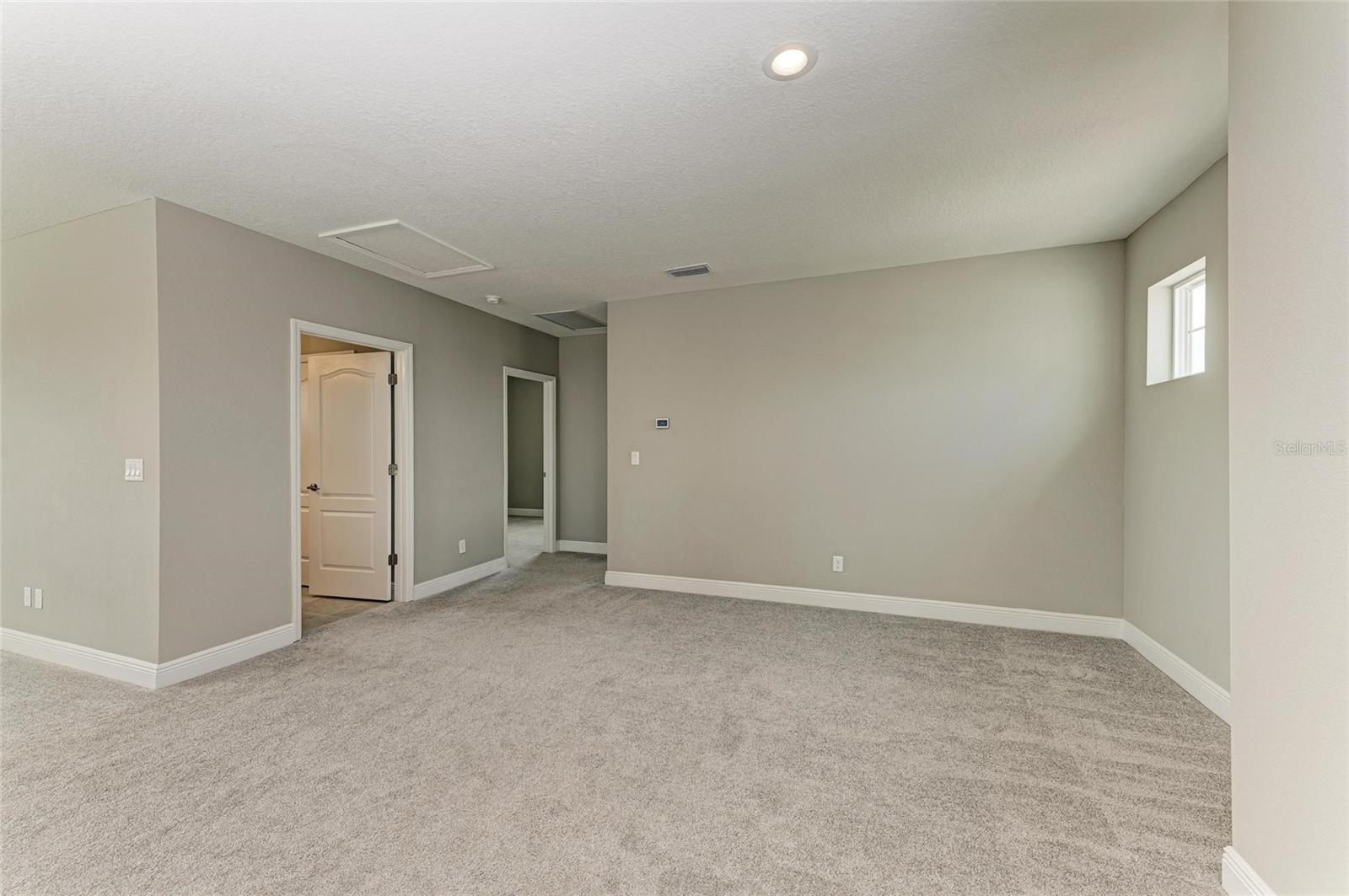 2802 BUTTERFLY JASMINE TRL