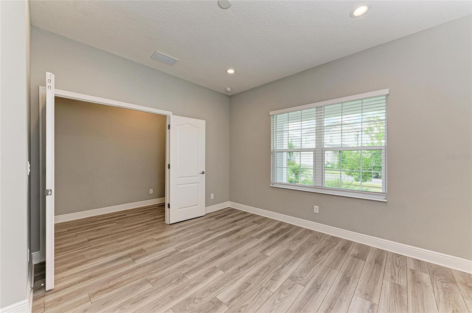 2802 BUTTERFLY JASMINE TRL