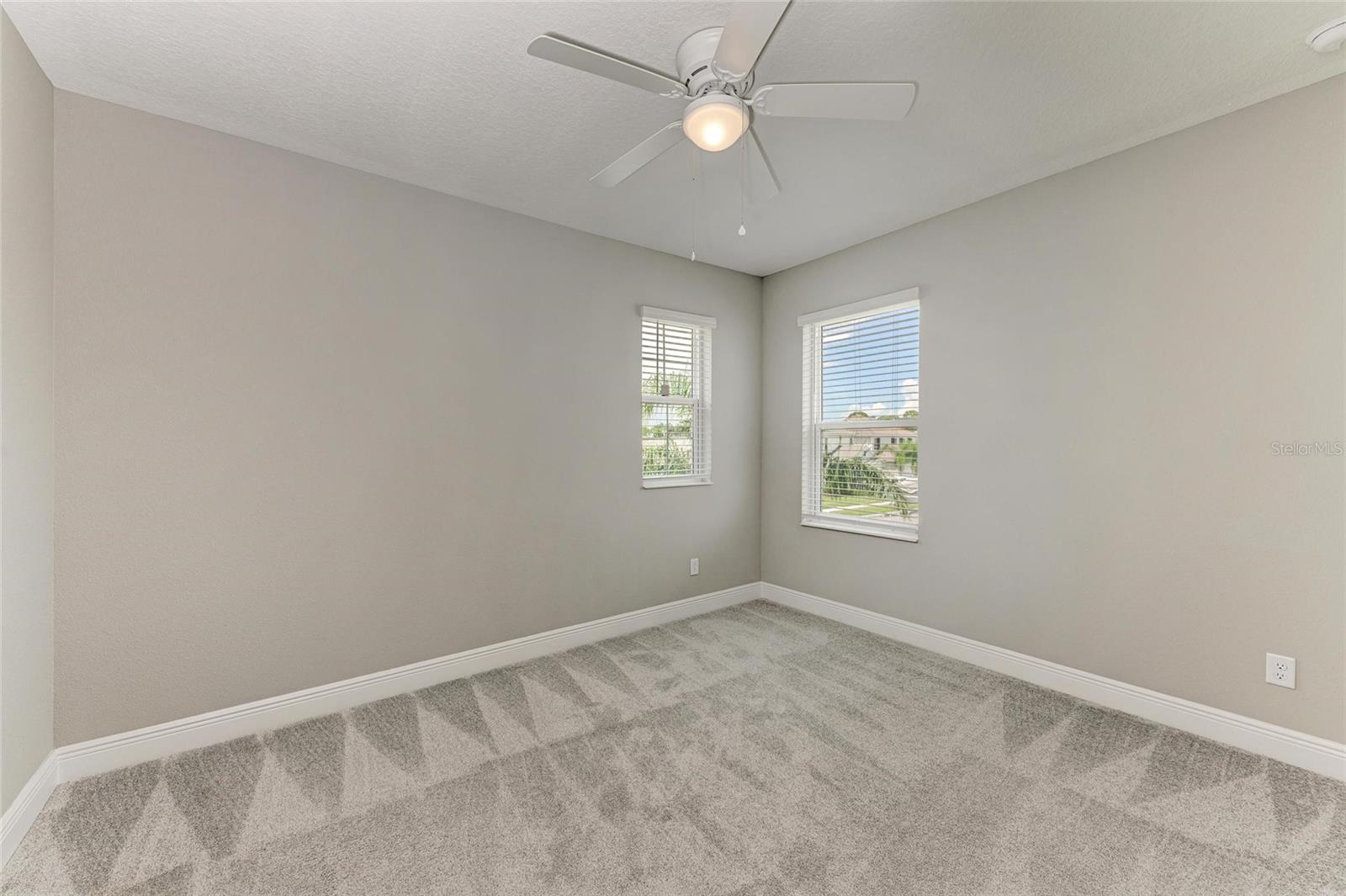 2802 BUTTERFLY JASMINE TRL