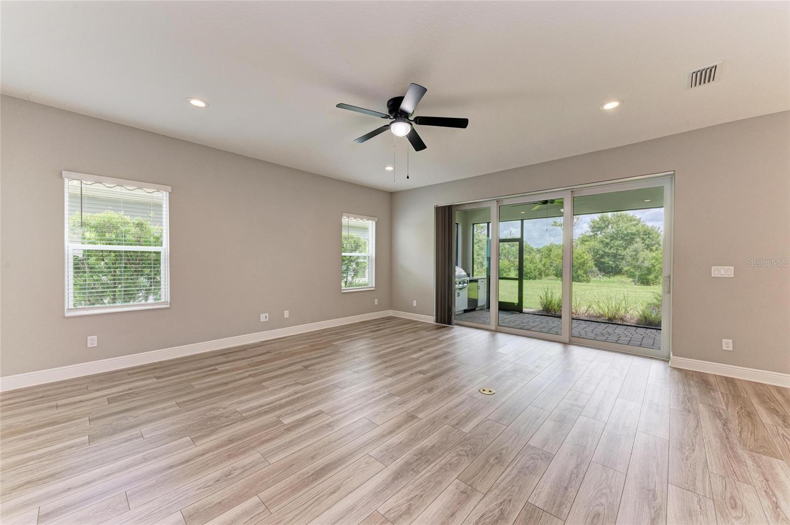 2802 BUTTERFLY JASMINE TRL