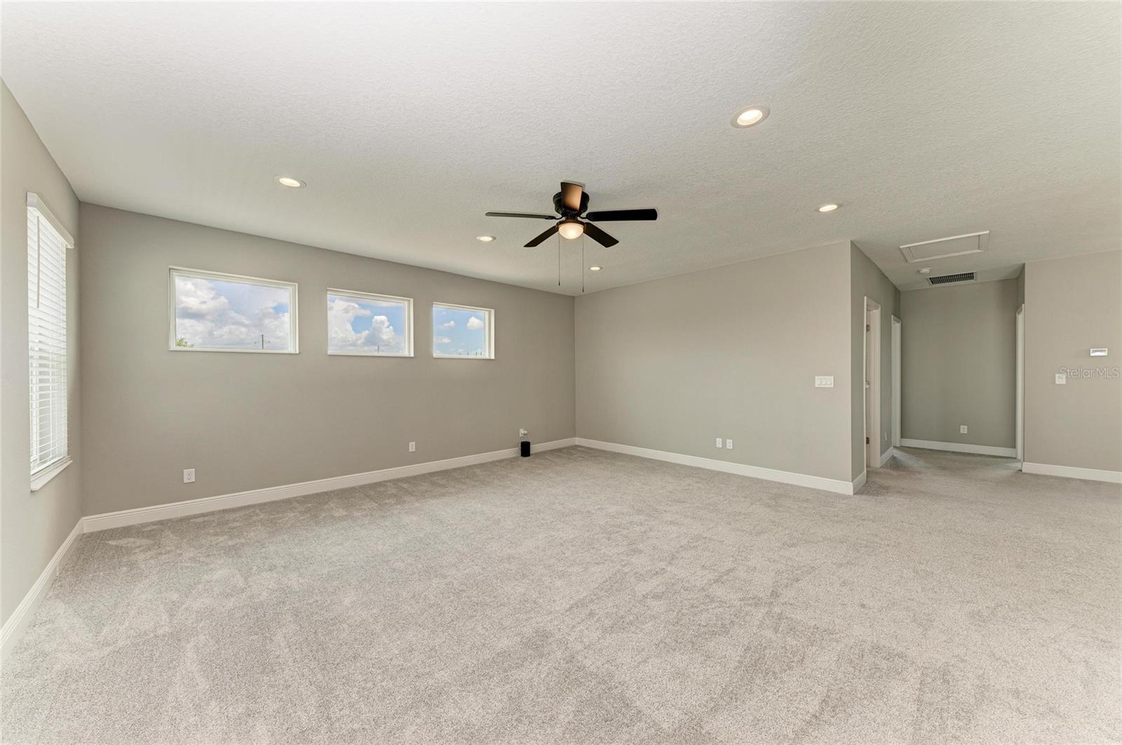 2802 BUTTERFLY JASMINE TRL