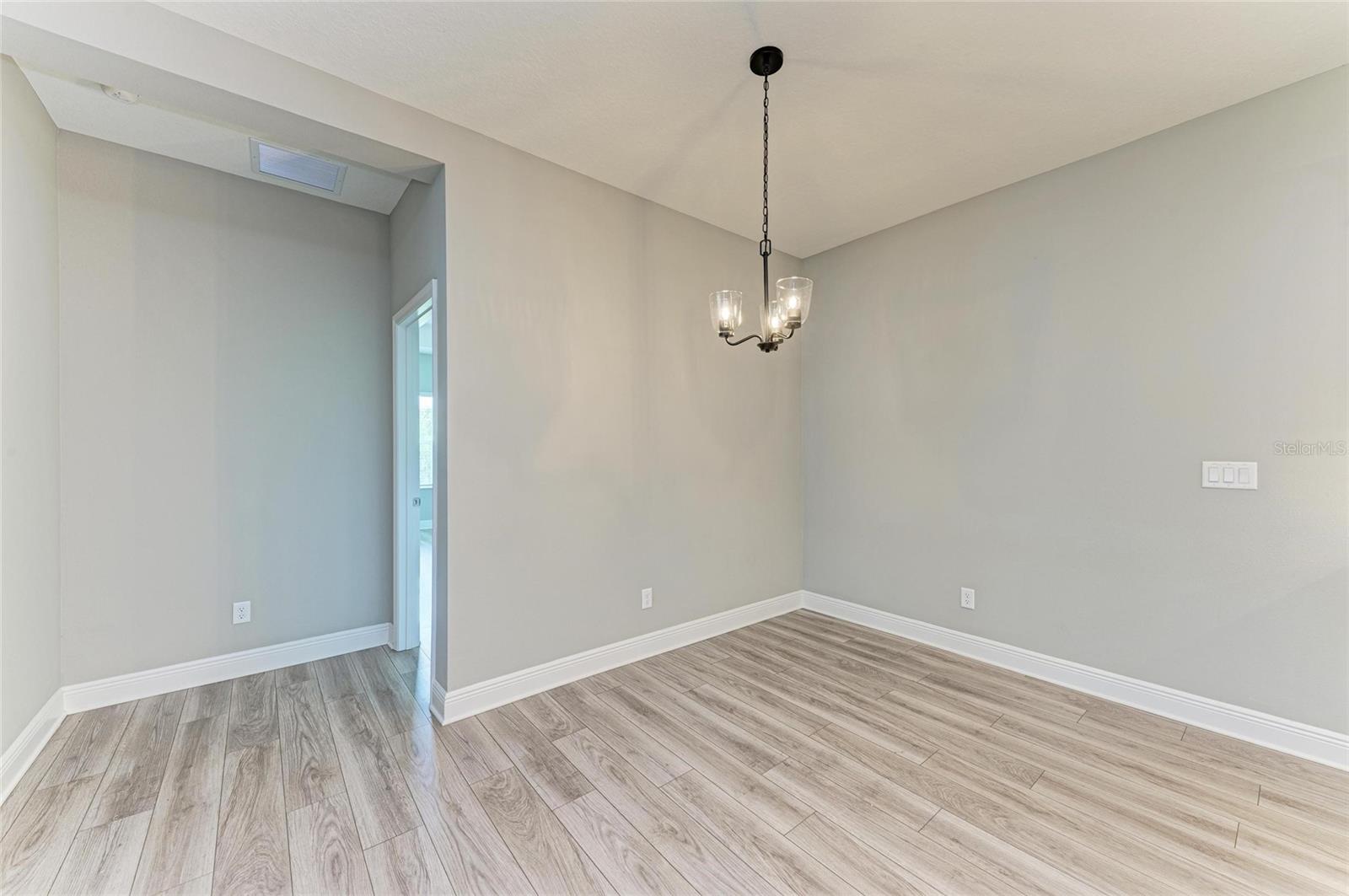 2802 BUTTERFLY JASMINE TRL