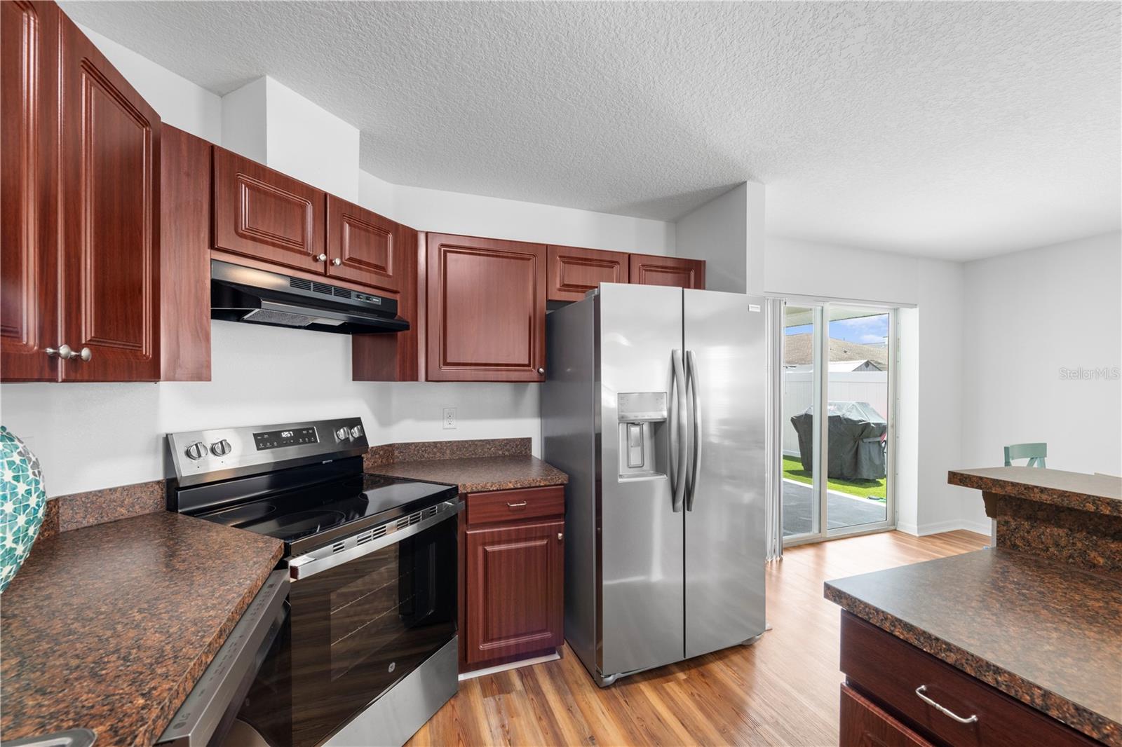 15404 BAMA BREEZE PL