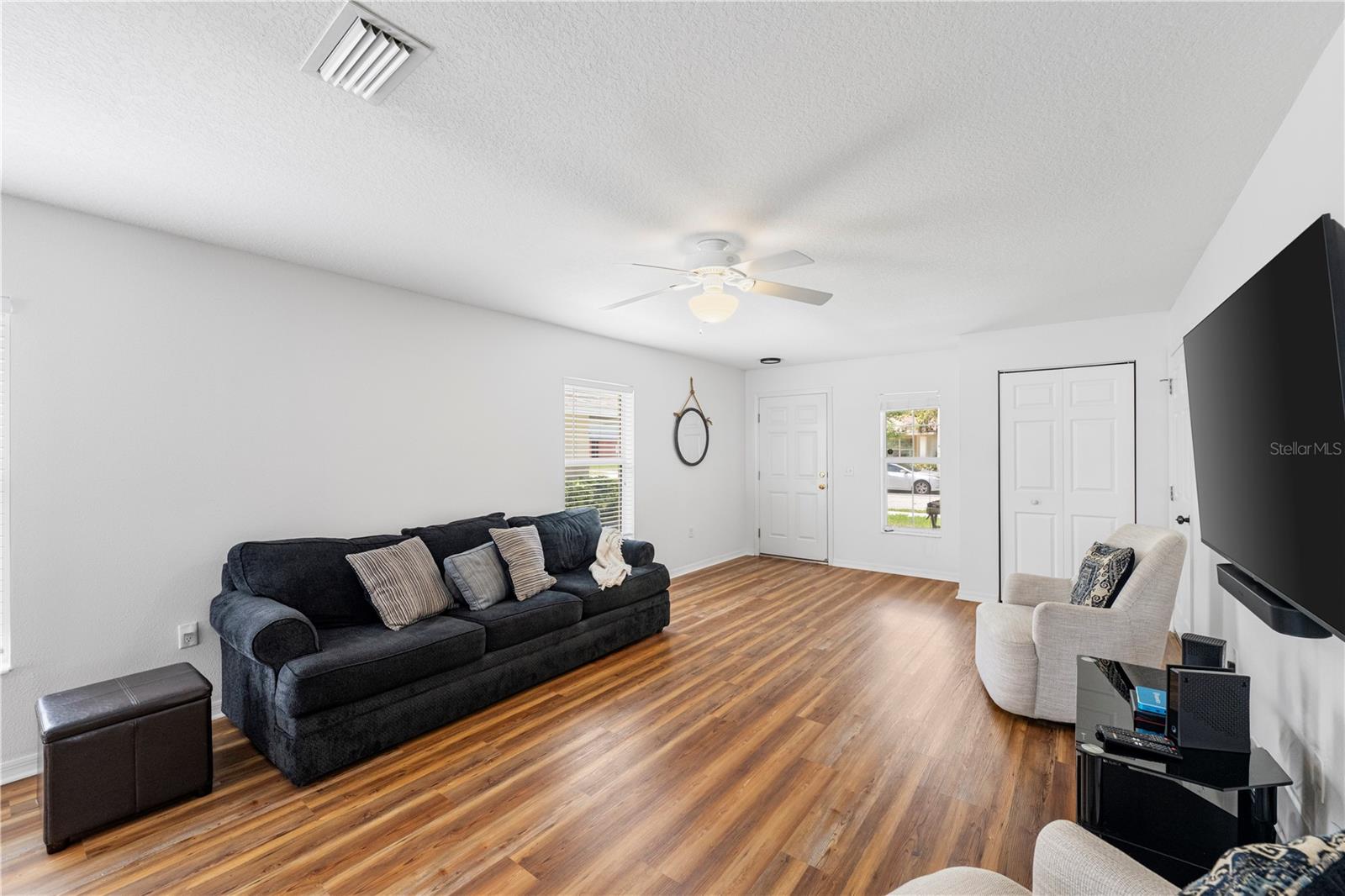15404 BAMA BREEZE PL