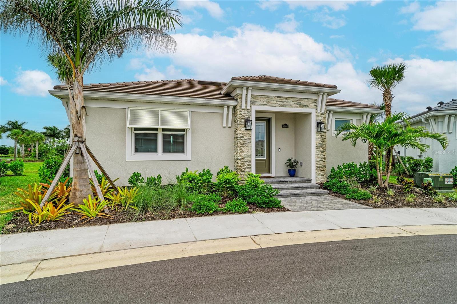 4064 SANTA CATERINA BLVD #101