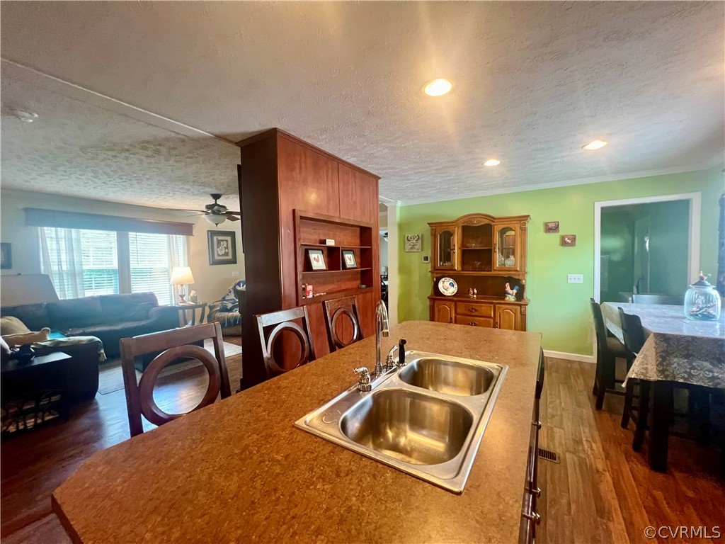 1840 Red Rd