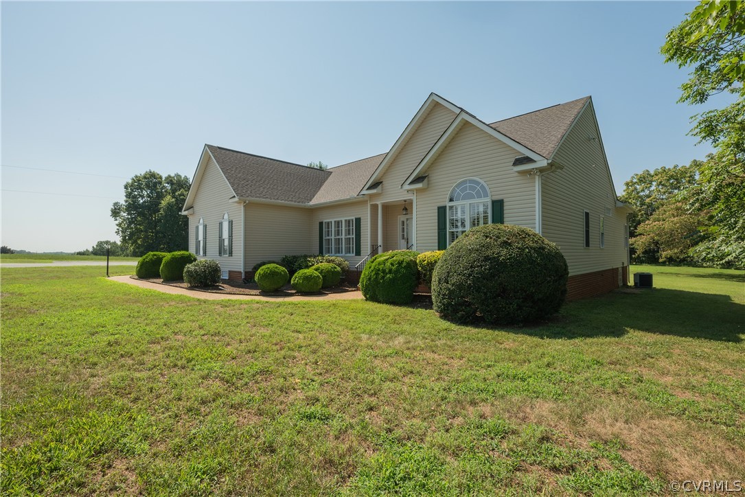 455 Massies Ln