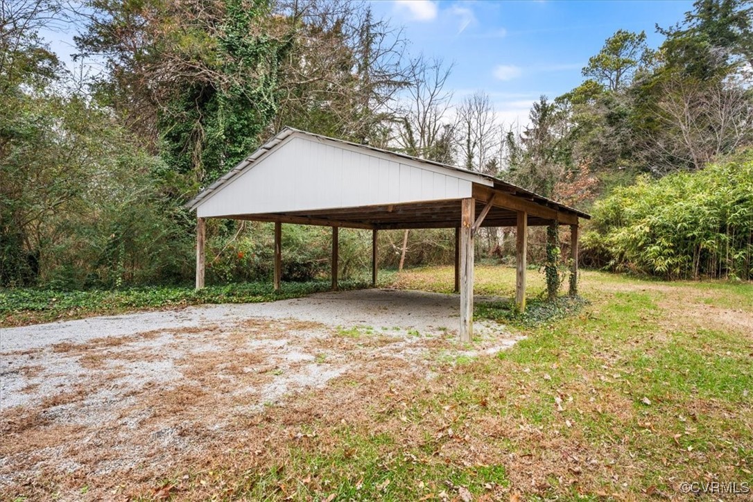 1580 Anderson Hwy