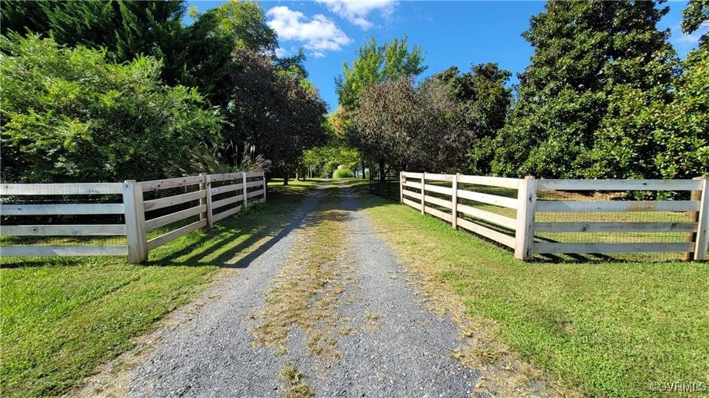 24405 N James Madison Hwy