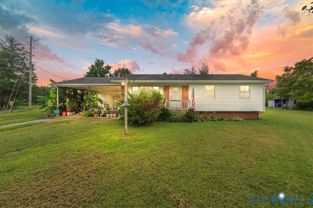 1048 Old Buckingham Rd