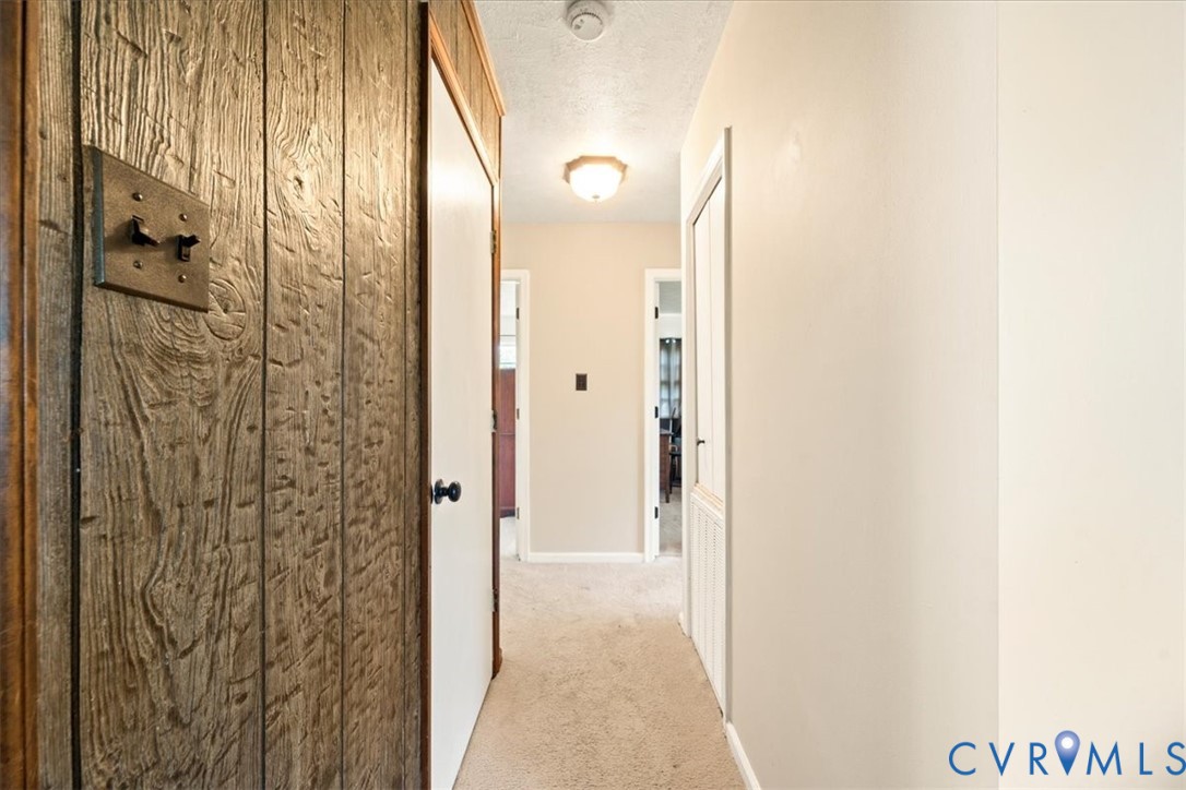 1048 Old Buckingham Rd